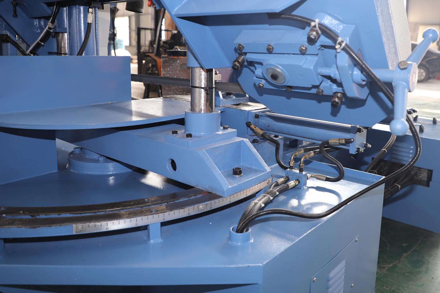 Angle Turntable